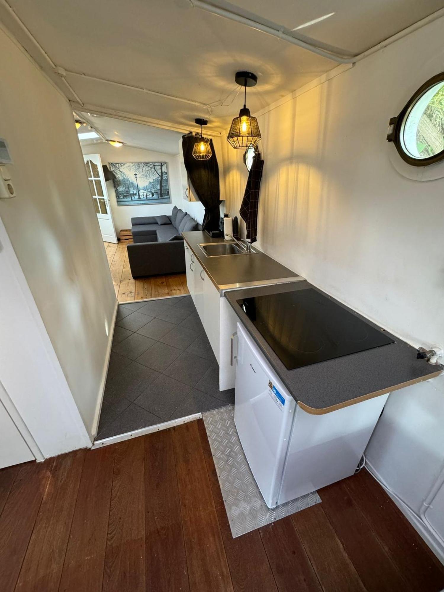 Prague On Boat, Privat Pier, Free Parking Hotel Ngoại thất bức ảnh